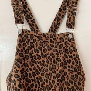 Entro Leopard denim overall dress